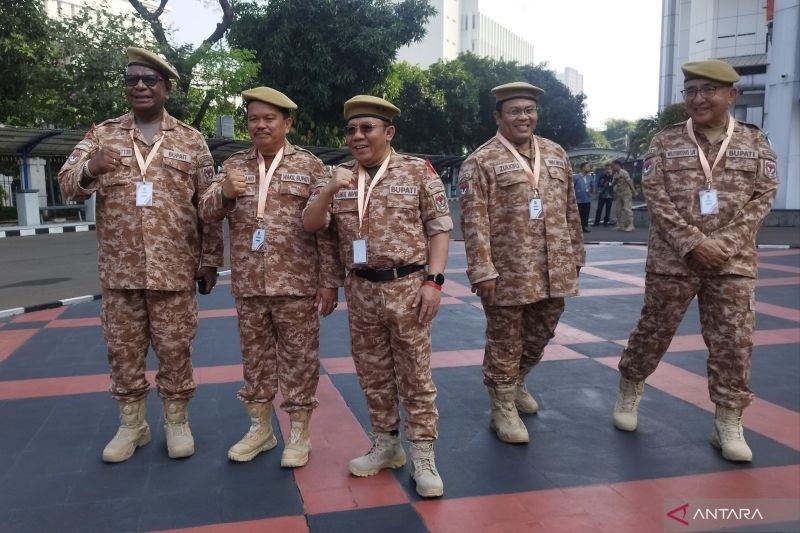 Retret Gelombang II, Kepala Daerah Langsung Pakai Loreng Cokelat