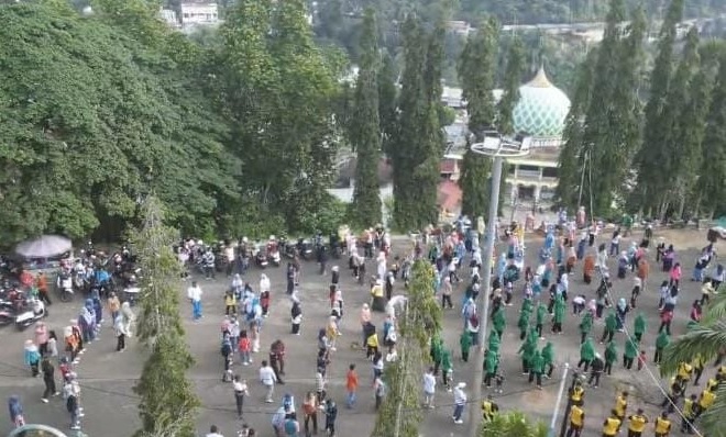 Pj Bupati Merangin dan Masyarakat Senam di Kawasan Jam Gento