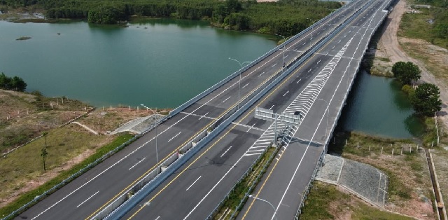   Jalan Tol Indralaya-Prabumulih Dipasangi Timbangan WIM, Untuk Mengecek Berat Kendaraan Terindikasi ODOL