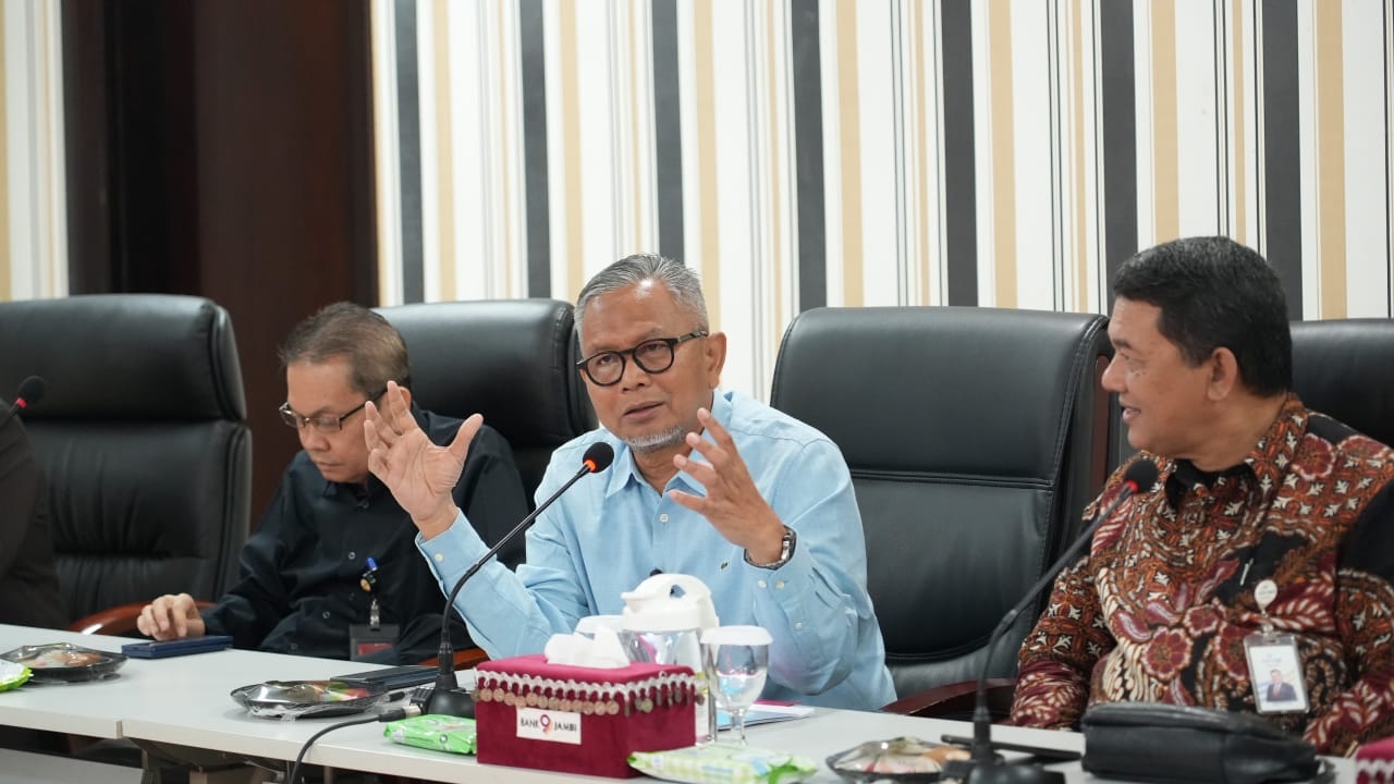 Silaturahmi dan Sinergi Bank Jabar Banten Syariah - Bank Jambi