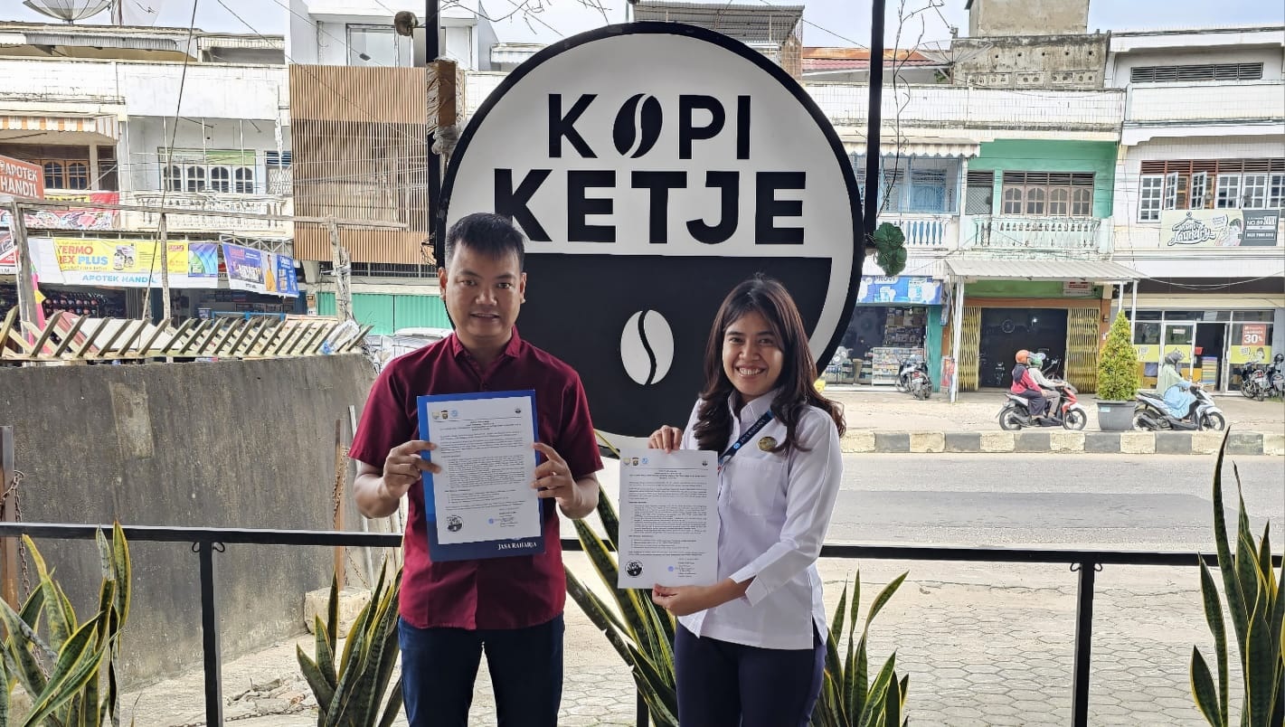 Taat Bayar SWDKLLJ Saat Registrasi Kendaraan, Bisa Ikut Undian di Kopi Ketje Kasih Gratis Ice Cream