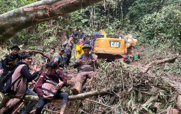 Tertibkan PETI di Bungo, Aparat Bakar Base Camp Pelaku 