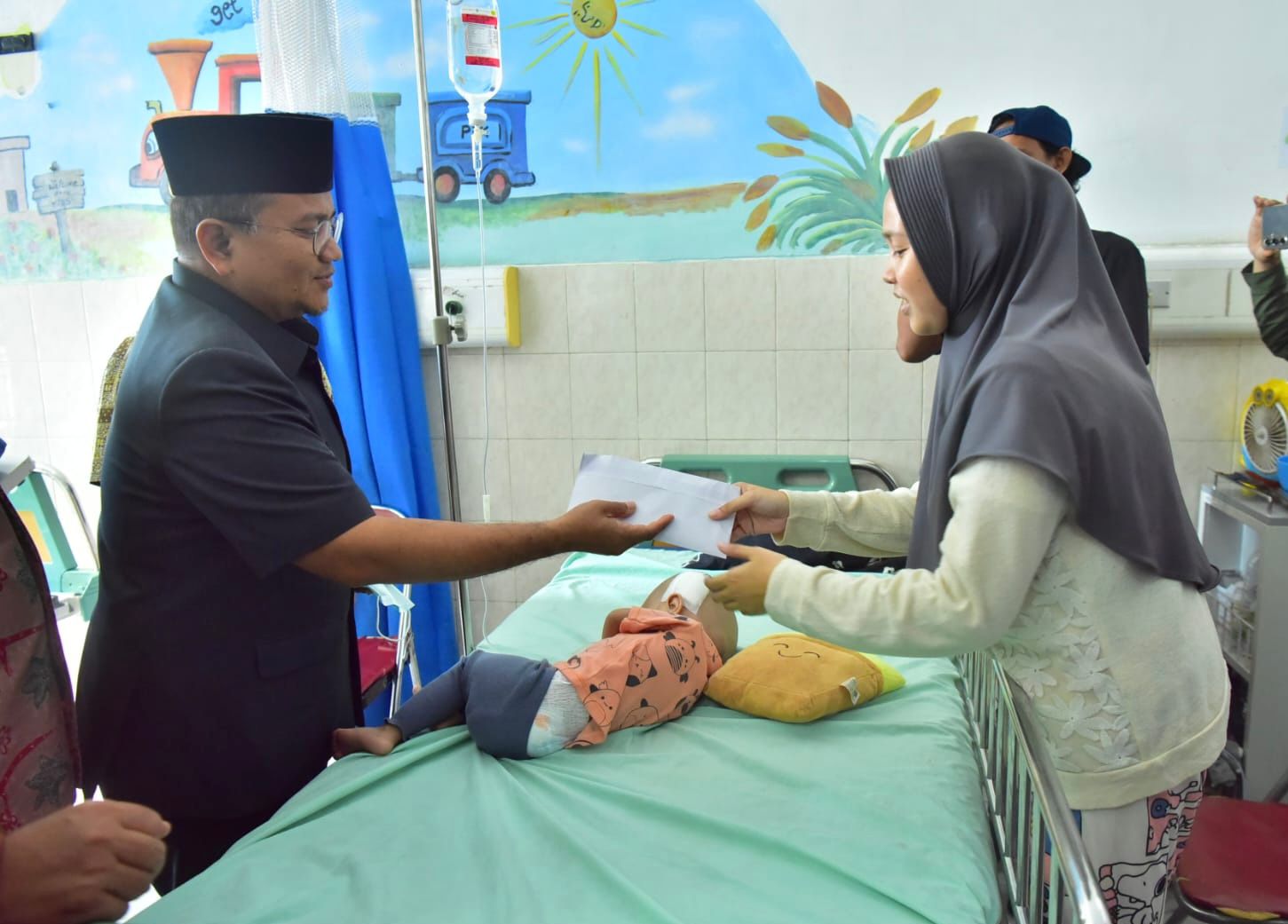 Kartu Bahagia Hadir untuk Warga Kota Jambi, Kepedulian Wali Kota Maulana bagi Balita Asiyah