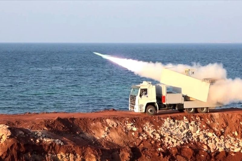 Lagi, Iran Serang Israel Serta Fasilitas AS di Bahrain, Kuwait, dan UEA