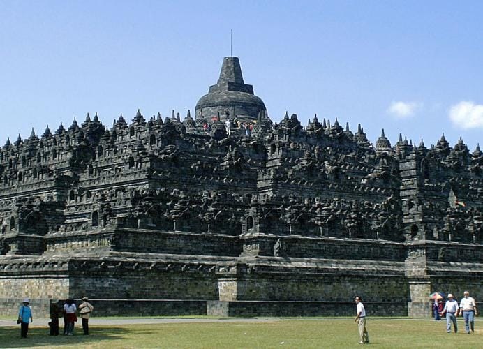 Tarif Naik Candi Borobudur Tetap Rp 50 Ribu