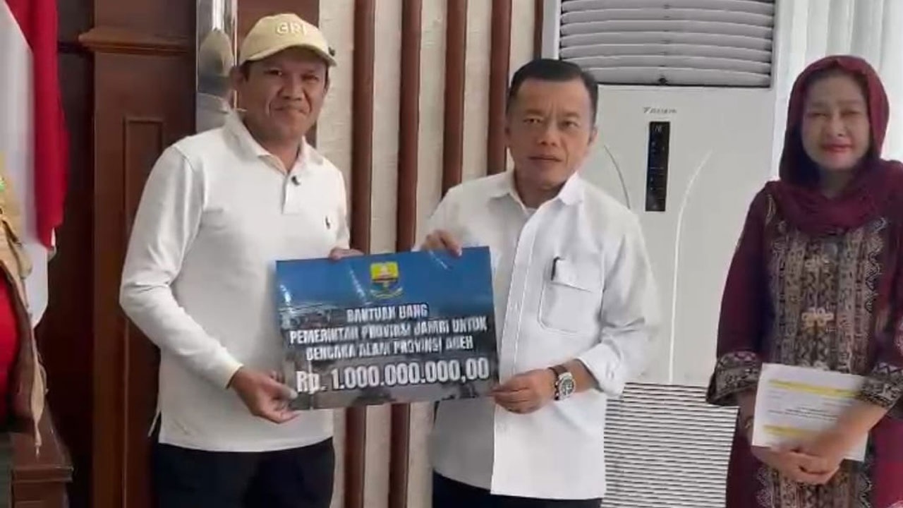 Gubernur Sambangi Aceh, Wagub ke Sumut, Bantuan Jambi Sampai ke Korban Bencana