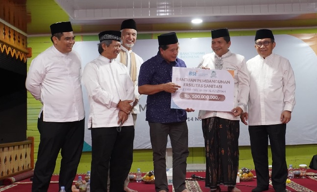 BSI Sinergi dengan Pesantren, Perkuat Ekosistem Islam dan Pengembangan Ekonomi Syariah di Aceh   