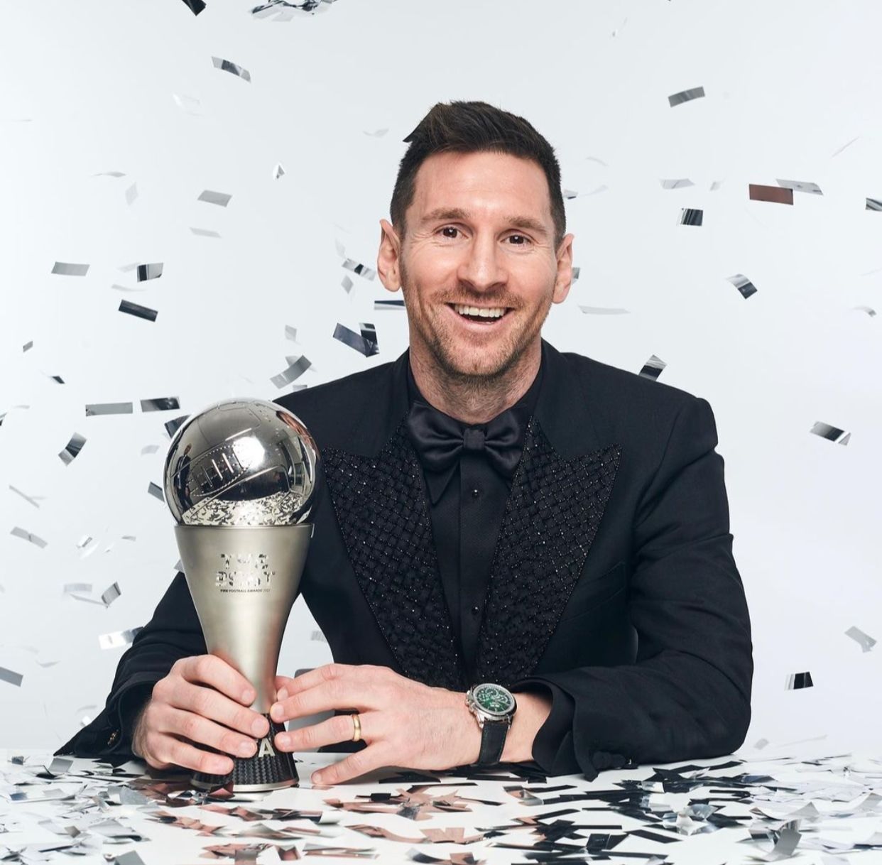 Messi Dinobatkan Sebagai Pemain Terbaik FIFA 2022, Argentina Sapu Bersih Penghargaan
