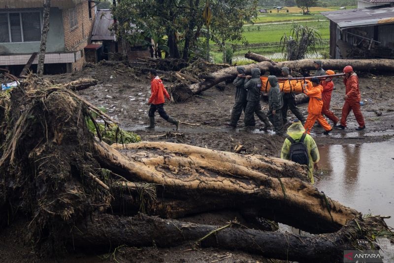 Hingga Jumat Malam, Berdasarkan Laporan BPBD Ada 61 Warga Sumbar Meninggal Dunia