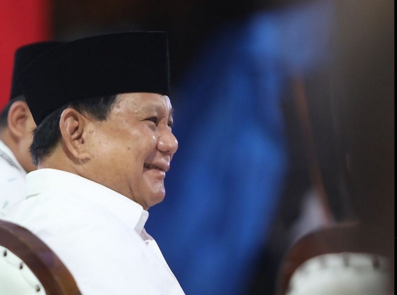 Prabowo Akhirnya Buka Suara Soal Tuduhan Dirinya Mencekik Wamen
