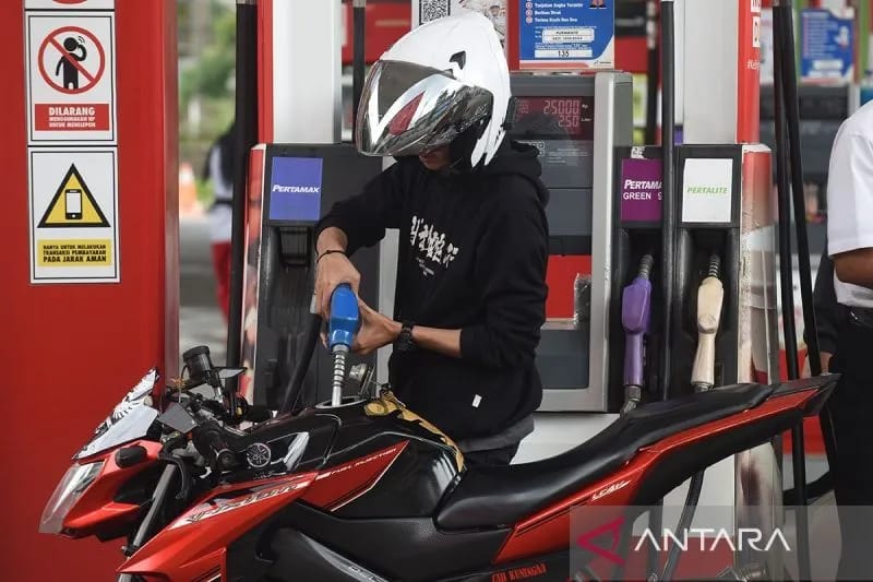 Harga Pertamax Naik Jadi Rp12.900 Per Liter Mulai Hari Ini