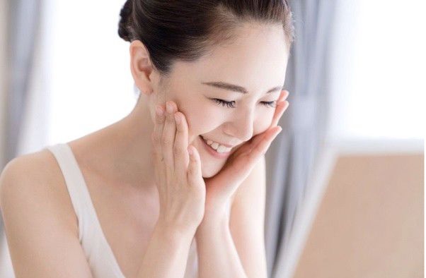 Kulit Mulai Terlihat Lelah, Kusam, dan Kurang Elastis? Saatnya Rawat dari Dalam dengan Nutricoll B ERL