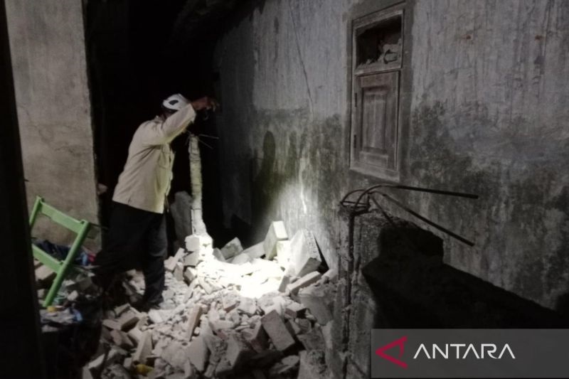 Pasca Gempa di Banyuwangi-Situbondo, 50 Rumah dan Dua Tempat Ibadah Rusak