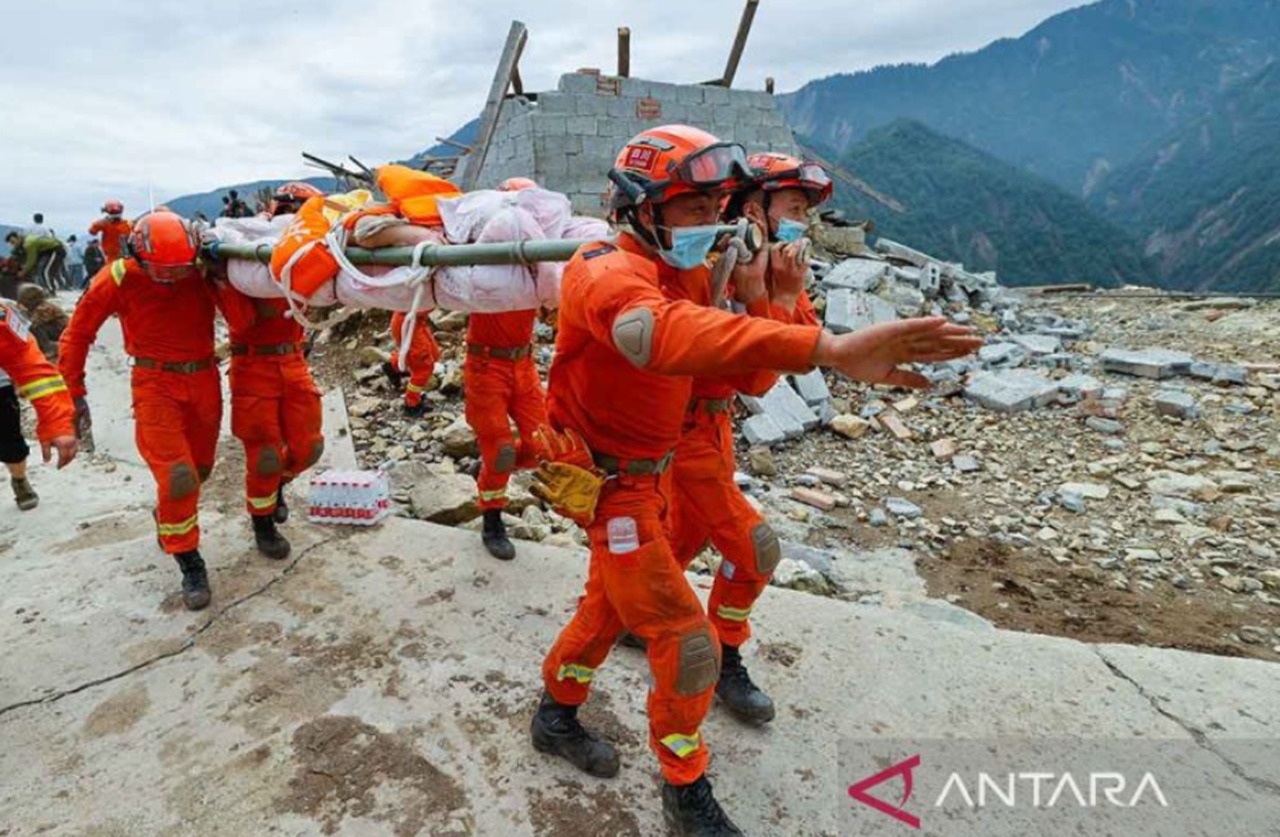 Gempa Bikin Tibet China Selatan Porak Poranda, KBRI Pantau Kondisi WNI 