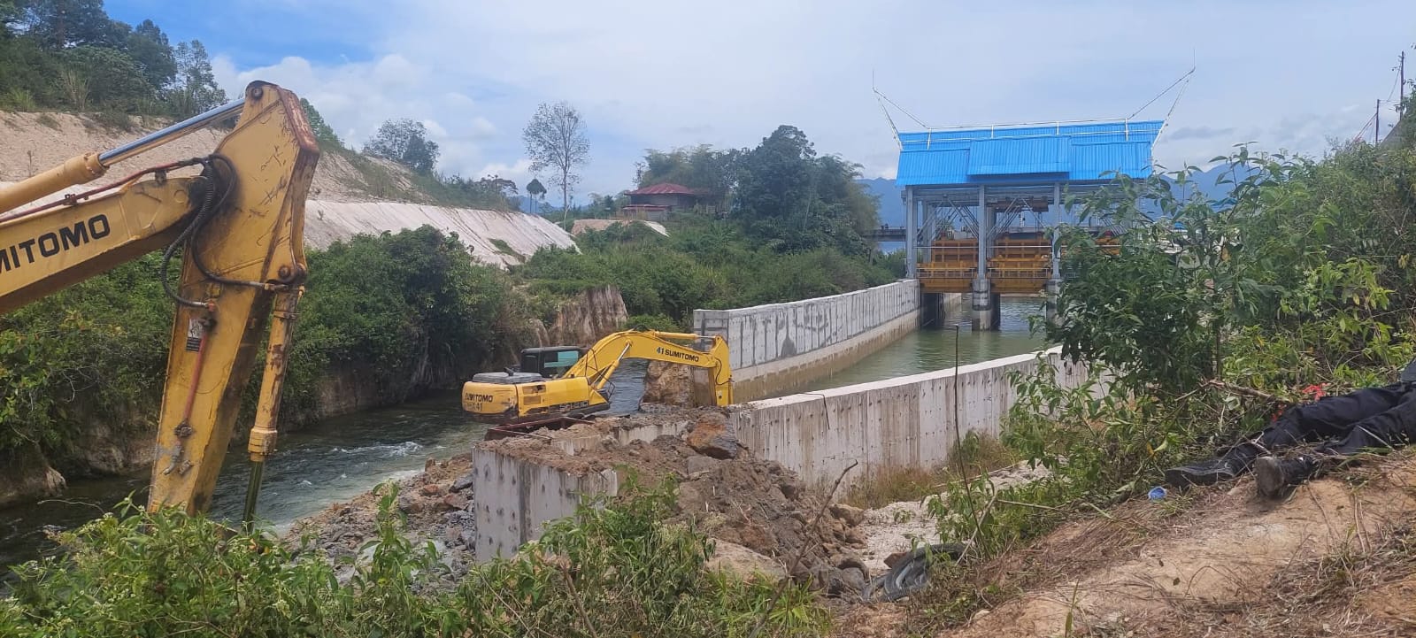 Konflik Mereda, Pengerjaan PLTA di Sungai Tanjung Merindu Berlanjut