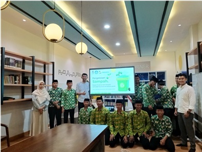 Dosen UNAJA Dampingi Penanganan Sampah dan Masalah Air Bersih di Pondok Pesantren As’Ad Kota Jambi