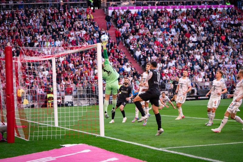 Harry Keane Cetak Gol, Bayern Muenchen Sikat Monchengladbach 2-0