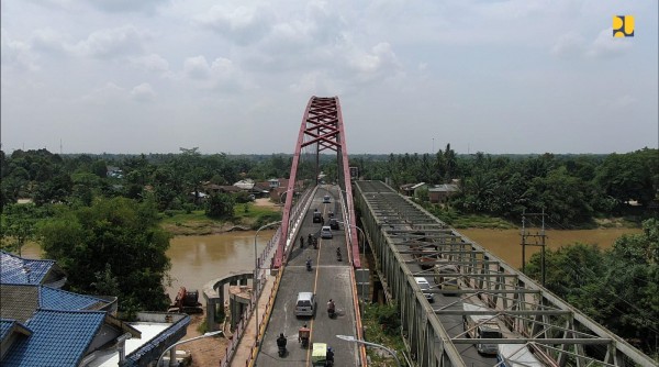 Ngeri! Jembatan Terpanjang Tanpa Pilar Senilai Rp42 M di Tol Sumut Uji Coba Jumat Ini