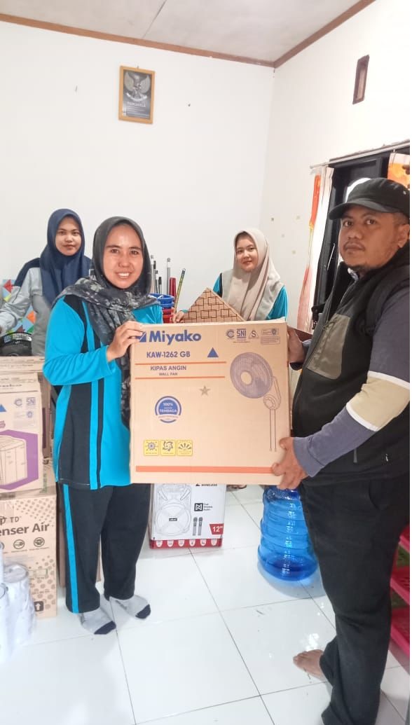 PTPN IV Regional 4 Bantu Fasilitas SD Kelas Jauh di Renah Mendaluh