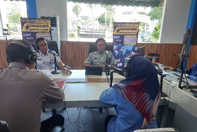 Jasa Raharja Jambi Bersama Satlantas, BPTD, dan Ditlantas Gelar Sosialisasi Keselamatan Lalu Lintas di RRI 