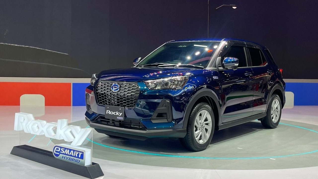 Daihatsu Rocky Hybrid Sukses Curi Perhatian Pengunjung GIIAS