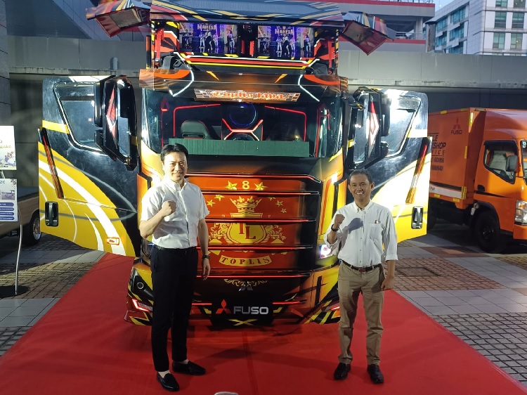 Mitsubishi Fuso Rajai Pasar Kendaraan Niaga Tahun 2024 dan Siapkan Dukungan Servis Lengkap di Tahun 2025