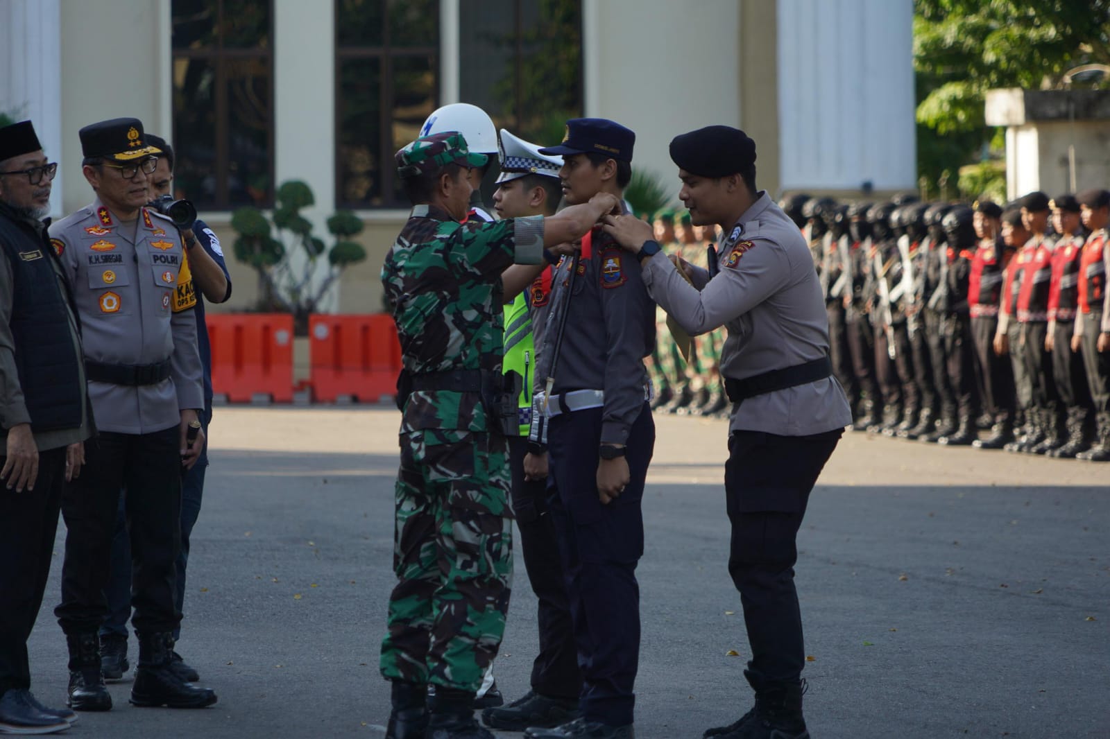 Sinergi TNI–Polri dan Pemda, Apel Operasi Ketupat 2026 Digelar di Polda Jambi