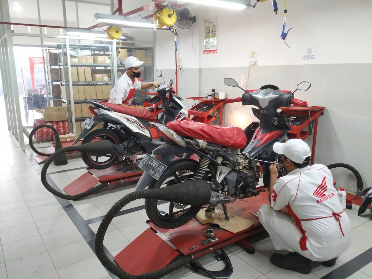 Servis Motor Honda Dapat Diskon 35 Persen 