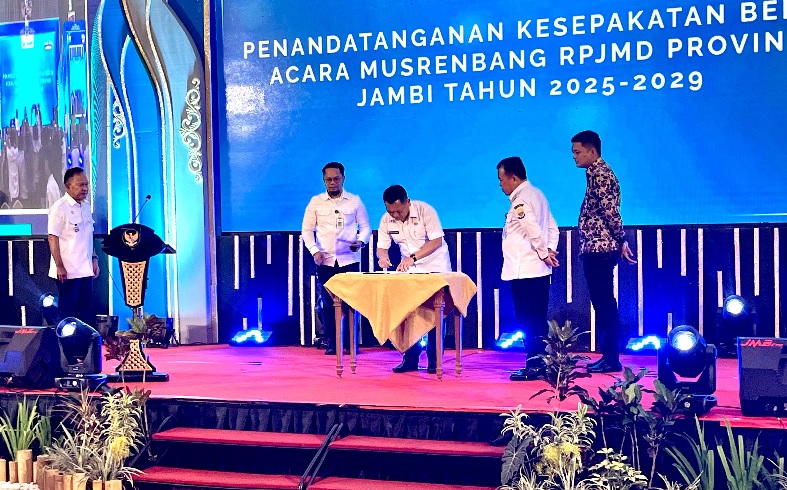 Bupati Fadhil Lakukan Pencanangan Desa Cinta Statistik ProgramStrategis Nasional, Musrenbang Diwakili Pj Sekda