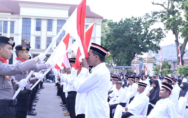 256 Orang Kelompok NII di Provinsi Jambi Lakukan Ikrar Setia kepada NKRI 