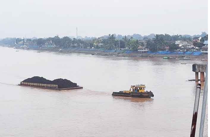 Air Sungai Batanghari Mulai Mengering, Ketinggian Capai 9,4 Meter