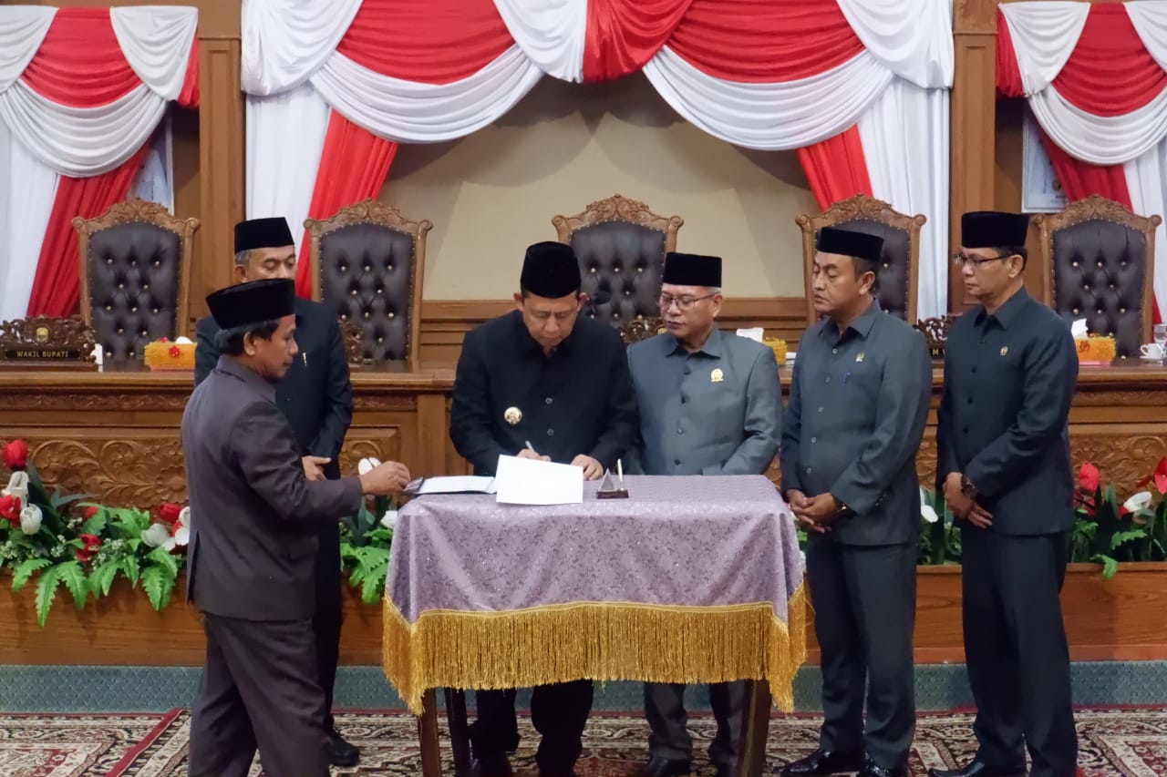 Dewan Setujui Empat Ranperda jadi Perda