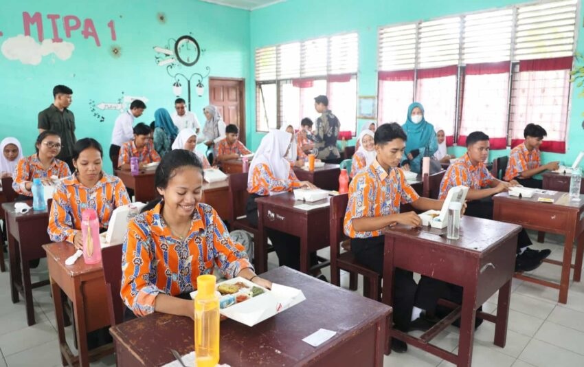 Hanya 2 Kabupaten/Kota, Launching MBG Perdana di Provinsi  Jambi, Sasar 6.276 Siswa