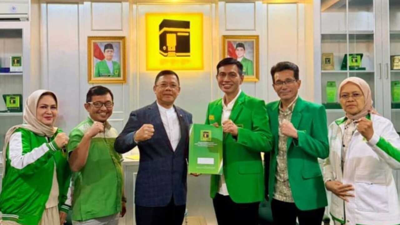 Terima SK, Fadhil Arief Kembali Pimpin DPW PPP Jambi Periode 2025–2030