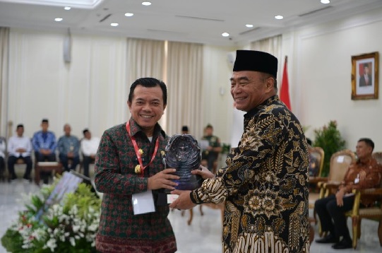 Kembali Anugerahkan Paritrana Award, Wapres Ingin Seluruh Pihak Dorong Universal Coverage Jamsostek