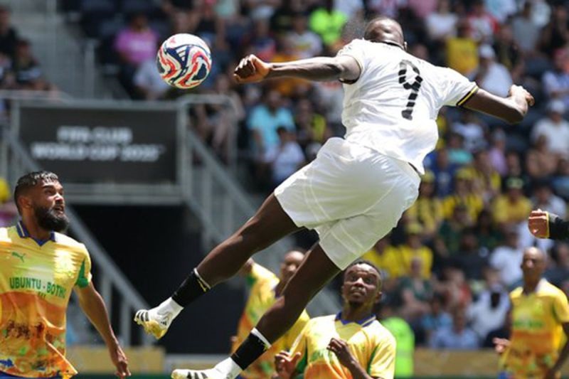 Tekuk Mamelodi 4-3, Dortmund Puncaki Grup F