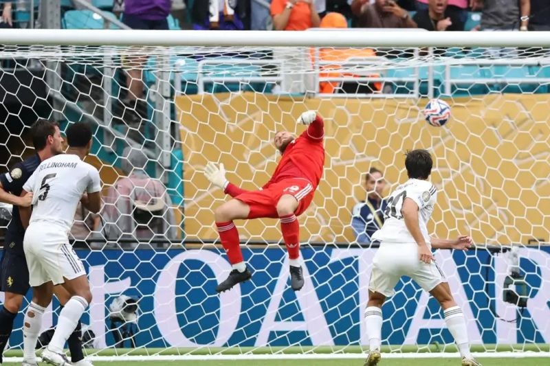 Sikat Juventus 1-0, Real Madrid Melenggang ke Babak Perempat Final