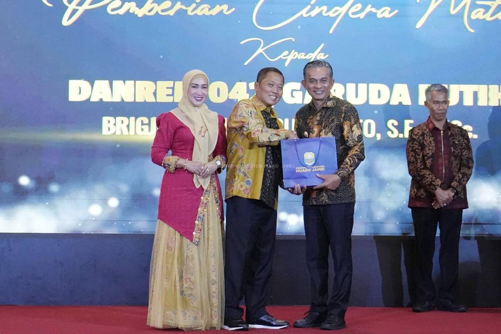 Wabup Muaro Jambi Junaidi H Mahir Hadiri Lepas Sambut Danrem 042/Garuda Putih Jambi