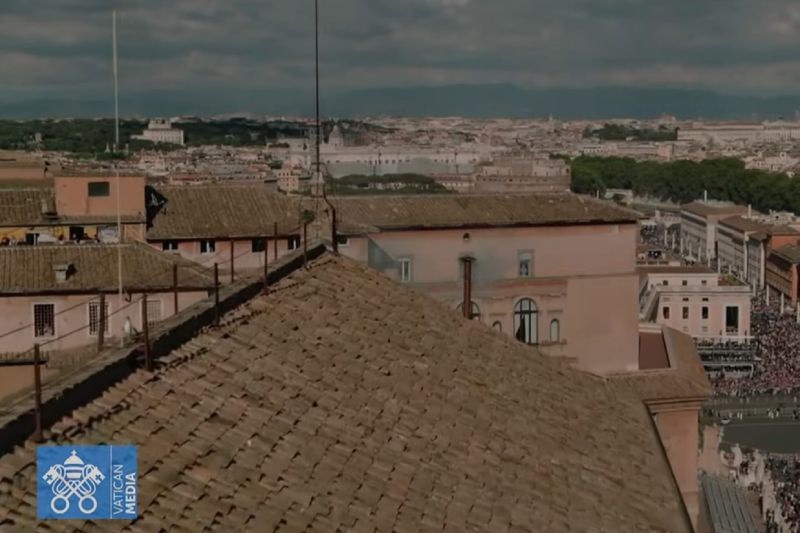 Lewat Pemungutan Suara Keempat, Paus ke-267 Gereja Katolik Terpilih 