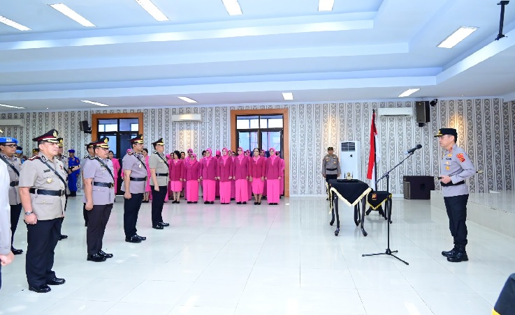 Kapolda Jambi Pimpin Sertijab Sejumlah Pejabat Utama Polda Jambi, Ini Nama-Namanya