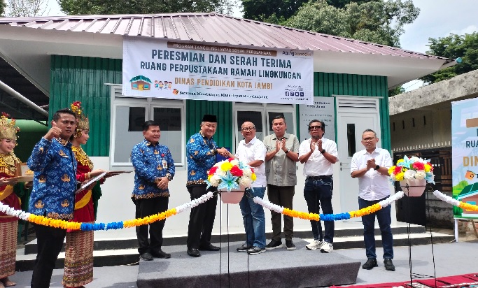 Agung Concern Hadirkan Perpustakaan Hijau di Kota Jambi