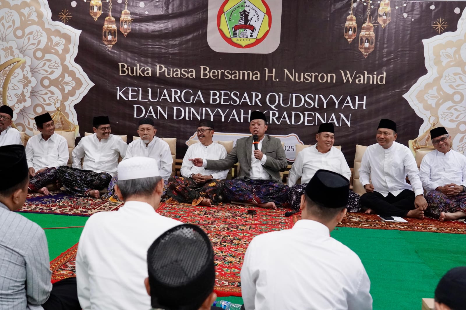 Serahkan Sertipikat di Kudus, Menteri Nusron Tegaskan Pentingnya Redistribusi Tanah