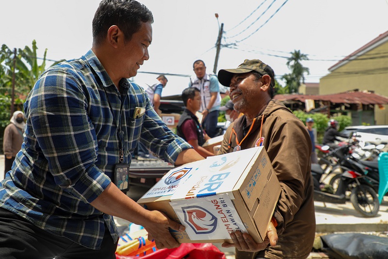 Tanggap Bencana Banjir Jabodetabek, BRI Peduli Gerak Cepat salurkan Bantuan Bagi Warga Terdampak