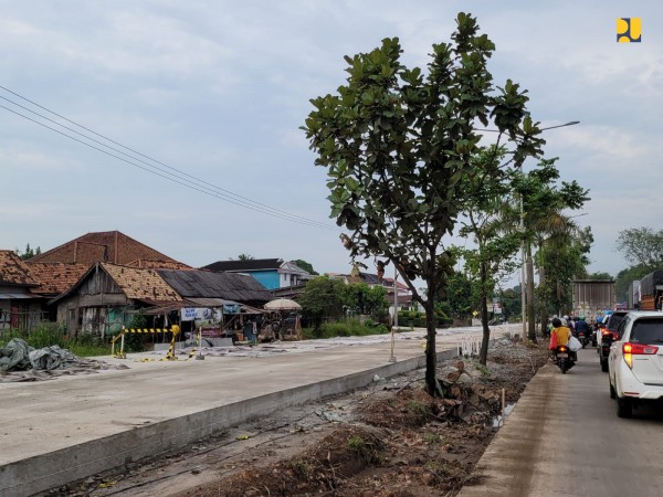 Tidak Pakai Duit Jokowi,  Jalan Lintas Timur Palembang-Betung Diperbaiki Pakai Duit ‘Baru’
