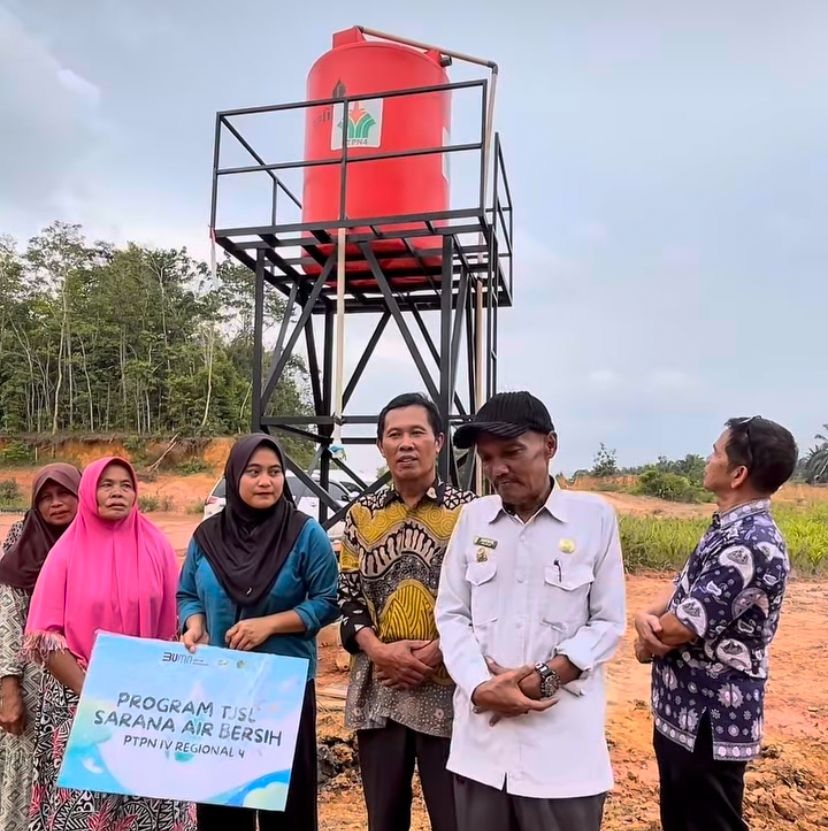 PTPN IV Regional 4 Jambi-Sumbar Bangun Sumur Bor Warga di Desa Pondok Meja