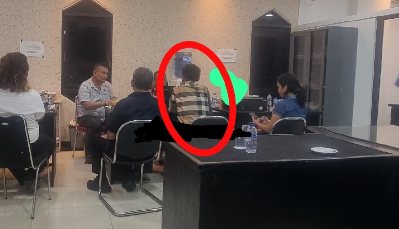 Ternyata Ko Apex Penuhi Panggilan Penyidik Jum'at Sore