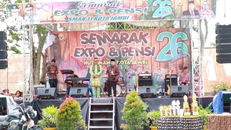 Al Haris Apresiasi Semarak Expo dan Pensi SMA 11 Kota Jambi jadi Wadah Kreativitas Siswa