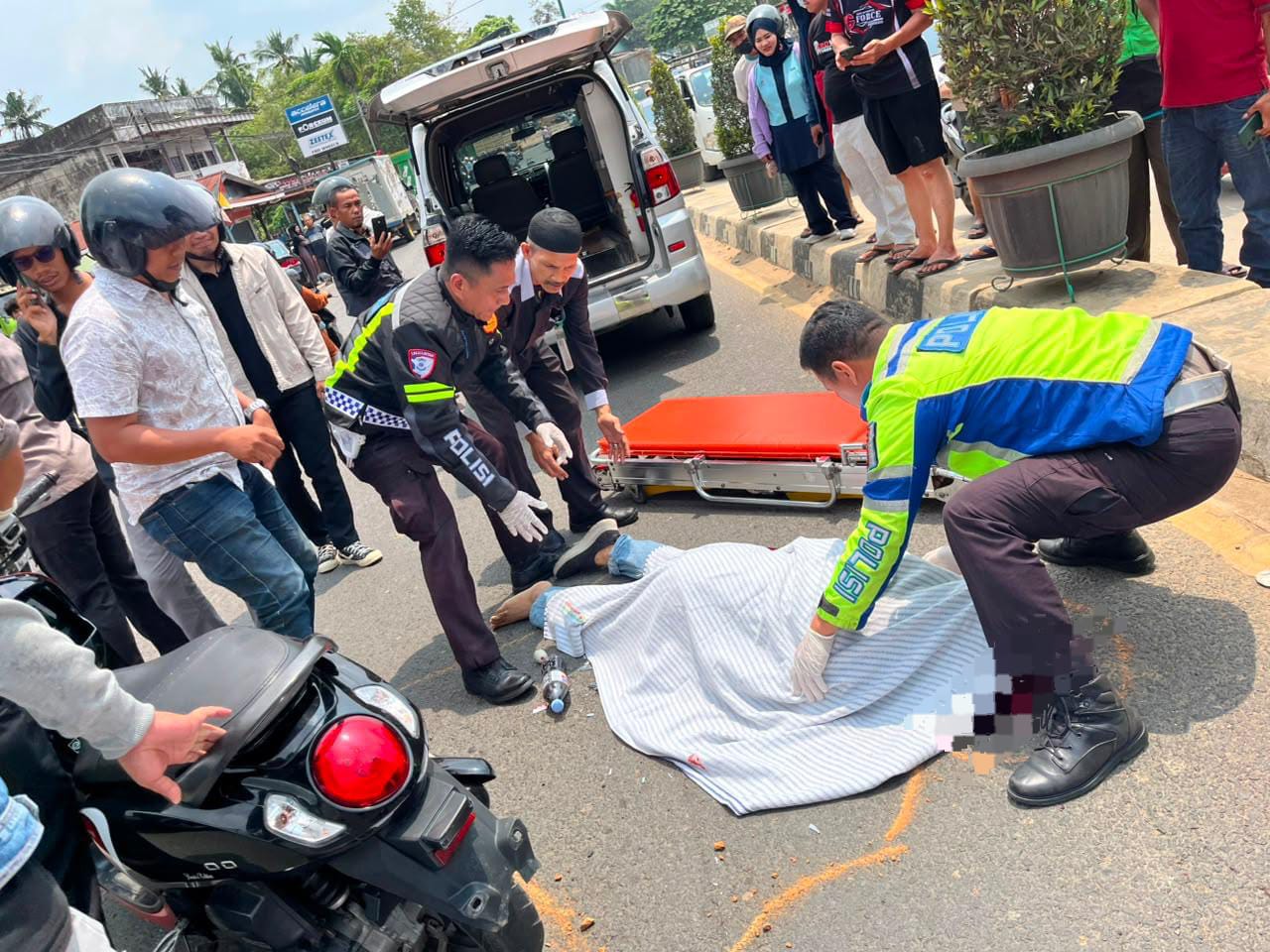 Pengendara Motor Meninggal Dunia Usai Tabrak Pejalan Kaki 
