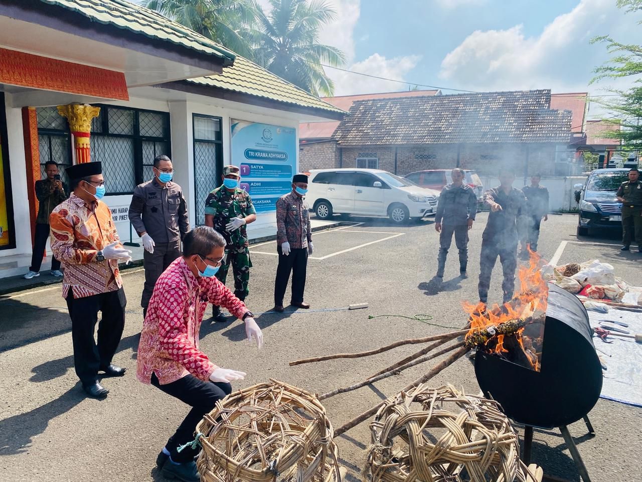 98 Barang Bukti Dimusnahkan Cabjari Muara Tembesi