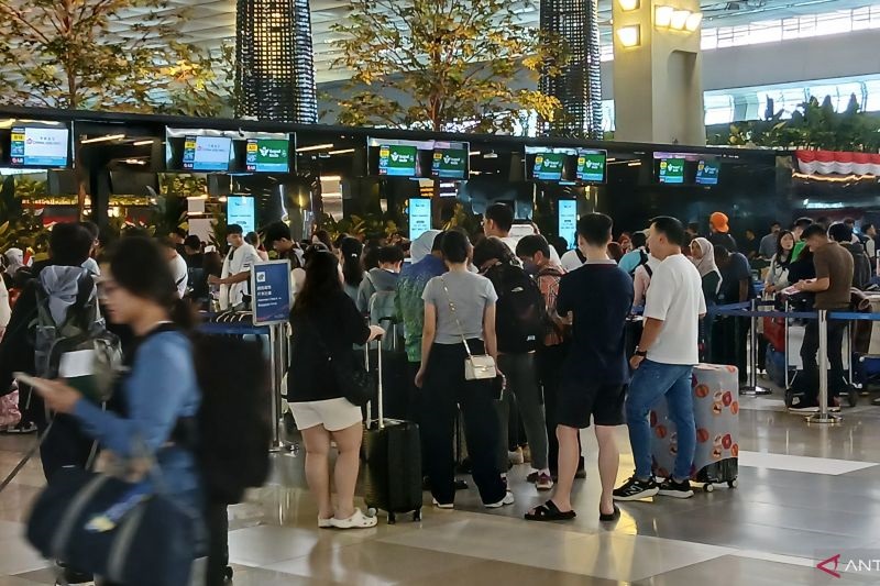 Libur Panjang, Pergerakan Penumpang di Bandara Soetta Capai 133 Ribu Saat Libur